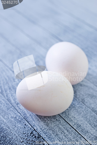 Image of raw eggs