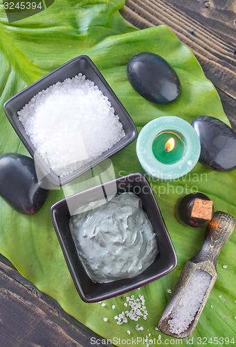 Image of clay and sea salt