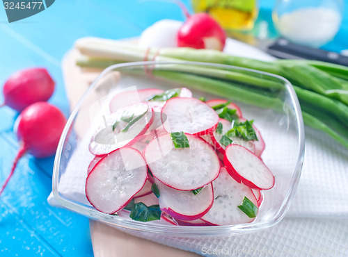 Image of salad with radish