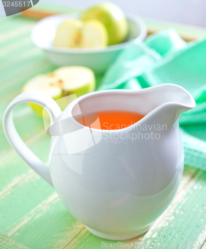 Image of apple juice