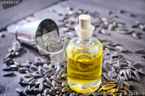 Image of sunflower oil