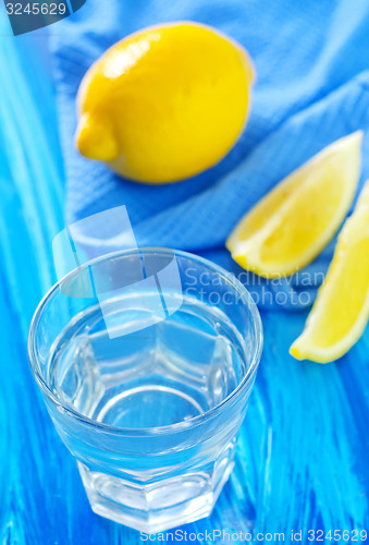 Image of water with lemons