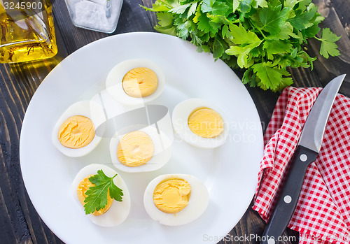 Image of boiled eggs