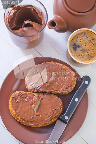 Image of bread with chocolate cream