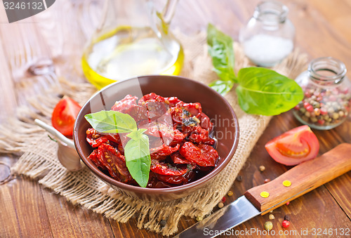 Image of dry tomato