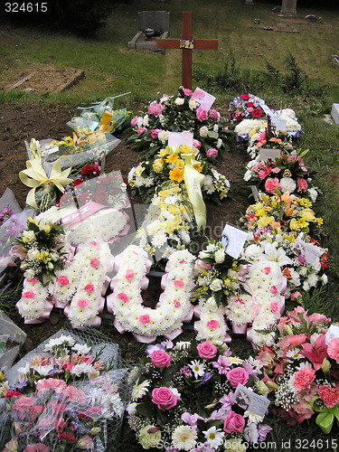 Image of funeral flowers