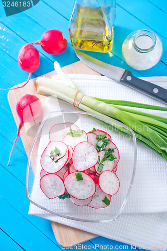 Image of salad with radish