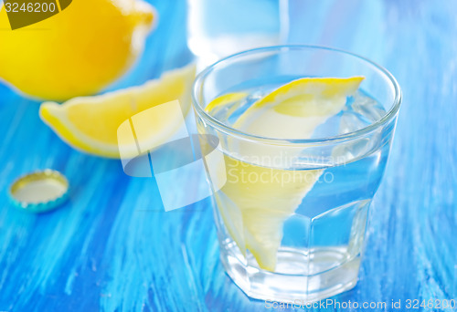 Image of water with lemons