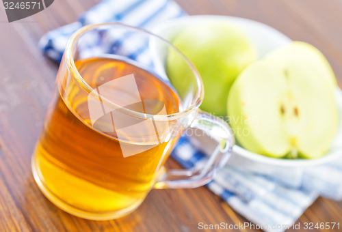 Image of apple juice