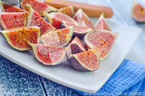 Image of fresh figs
