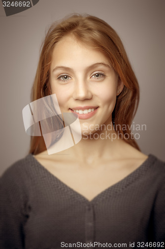 Image of teenage girl