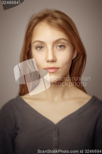 Image of teenage girl
