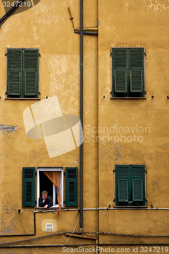 Image of  windows in the city