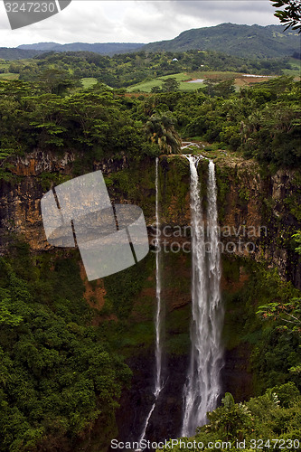 Image of  falls in the isle of mauritius