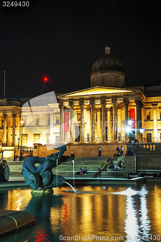 Image of National Gallery building in London