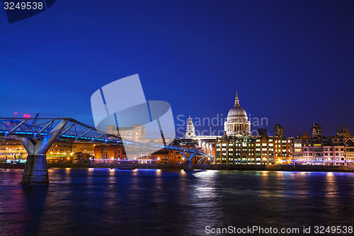 Image of Saint Pauls cathedral in London
