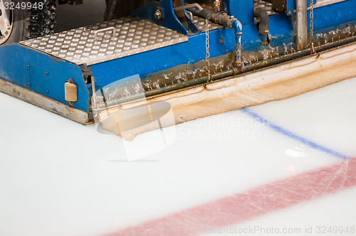 Image of The machine for resurfacing ice in stadium