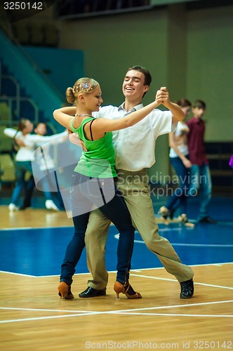 Image of Dancing couple