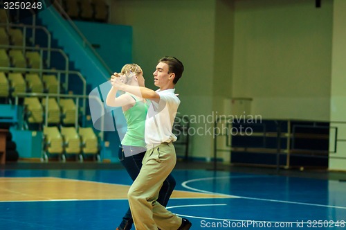 Image of Dancing couple