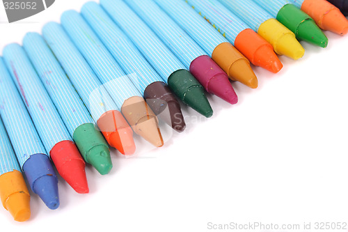 Image of color crayons