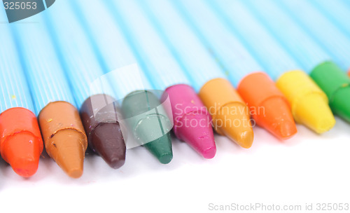 Image of color crayons