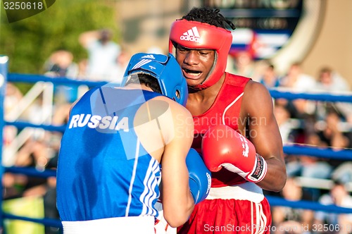 Image of A boxing match between Alayn Limonta (Havana, Cuba) and Mamedov Gabil (Orenburg, Russia)