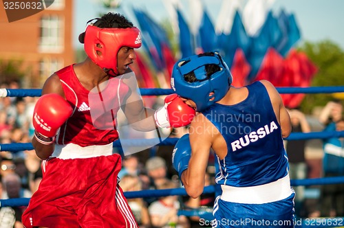 Image of A boxing match between Alayn Limonta (Havana, Cuba) and Mamedov Gabil (Orenburg, Russia)