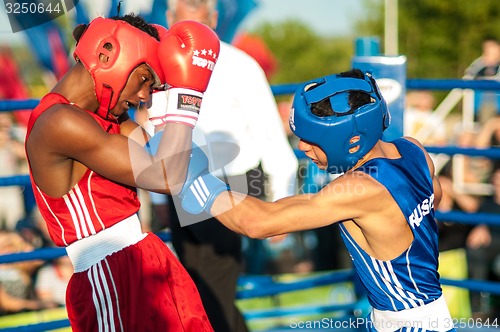 Image of A boxing match between Alayn Limonta (Havana, Cuba) and Mamedov Gabil (Orenburg, Russia)