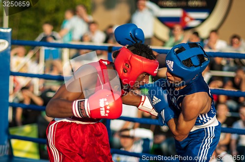 Image of A boxing match between Alayn Limonta (Havana, Cuba) and Mamedov Gabil (Orenburg, Russia)