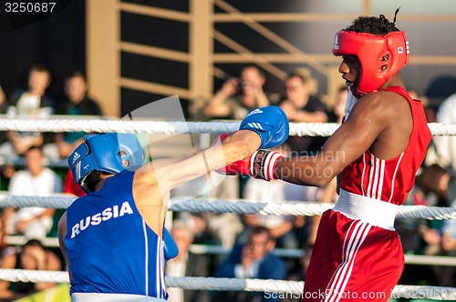 Image of A boxing match between Alayn Limonta (Havana, Cuba) and Mamedov Gabil (Orenburg, Russia)