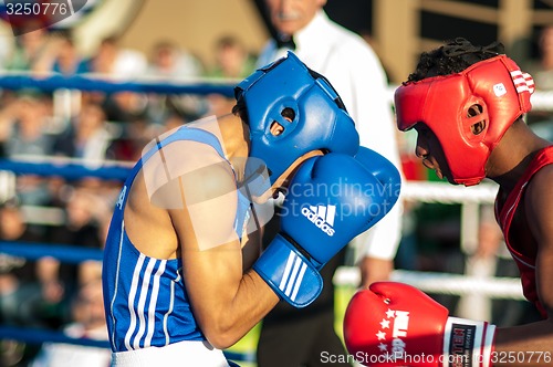 Image of A boxing match between Alayn Limonta (Havana, Cuba) and Mamedov Gabil (Orenburg, Russia)