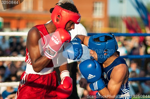 Image of A boxing match between Alayn Limonta (Havana, Cuba) and Mamedov Gabil (Orenburg, Russia)