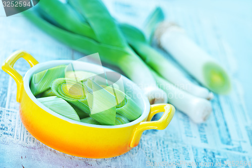 Image of raw leek