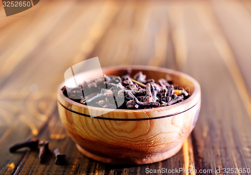 Image of cloves