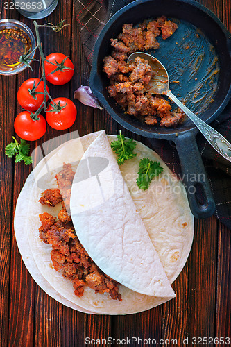 Image of ingredients for taco