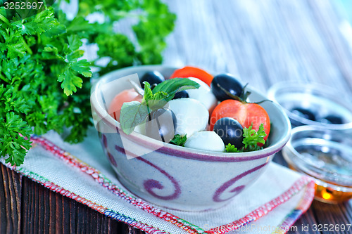 Image of caprese salad