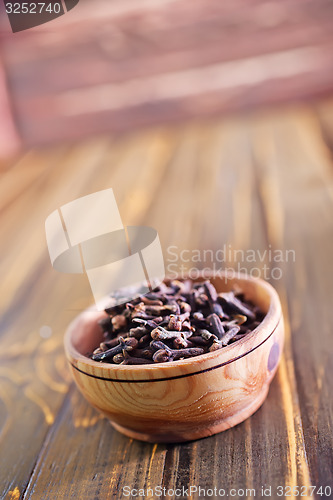 Image of cloves