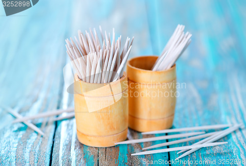 Image of  toothpicks