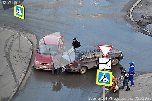 Image of crash of passenger cars on the road in Tyumen, Russia.