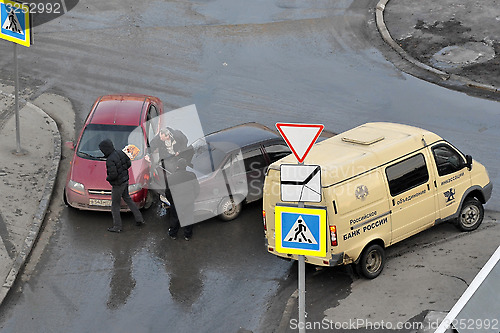 Image of crash of passenger cars on the road in Tyumen, Russia.