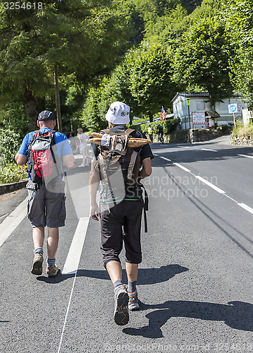 Image of Spectators of Le Tour de France Walking to the Col du Tourmalet 