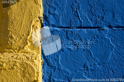 Image of colored wall yellow and blue