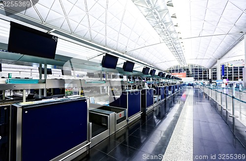 Image of airport check-in counter