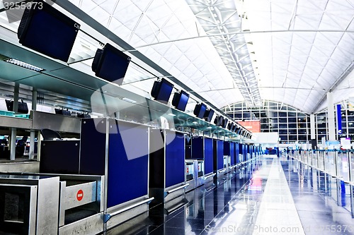 Image of airport check-in counter