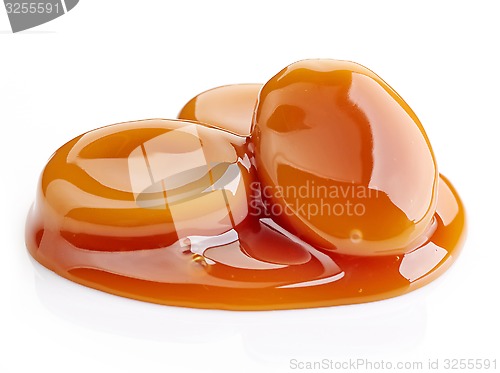 Image of caramel candies and sweet sauce