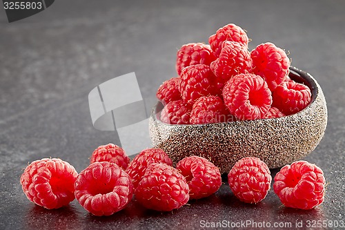 Image of bowl of fresh raspberries