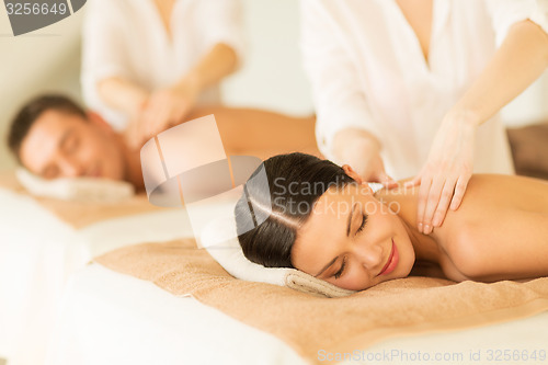 Image of couple in spa