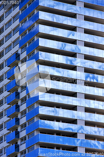 Image of cloud and palace in the centre of  buenos aires 