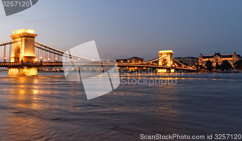 Image of Budapest at night
