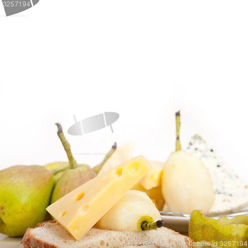 Image of fresh pears and cheese